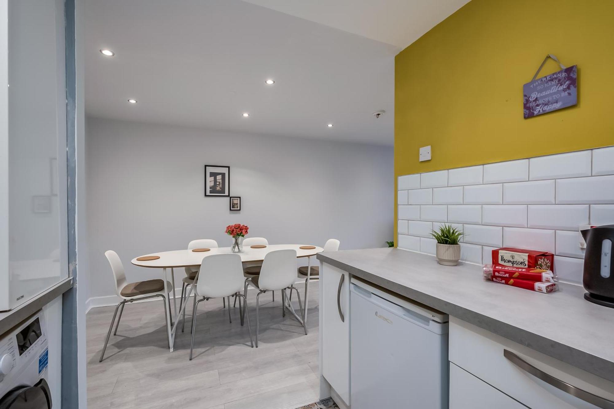 Belfast City Apartment With Free Parking! Exterior photo